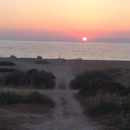 Ikidiki Beach Villa Иериссос Экстерьер фото