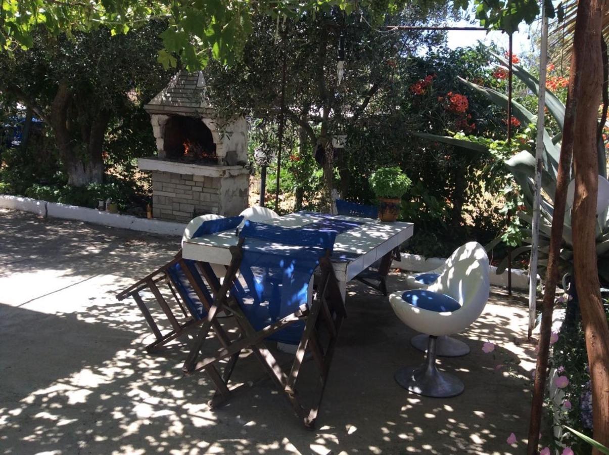 Ikidiki Beach Villa Иериссос Экстерьер фото