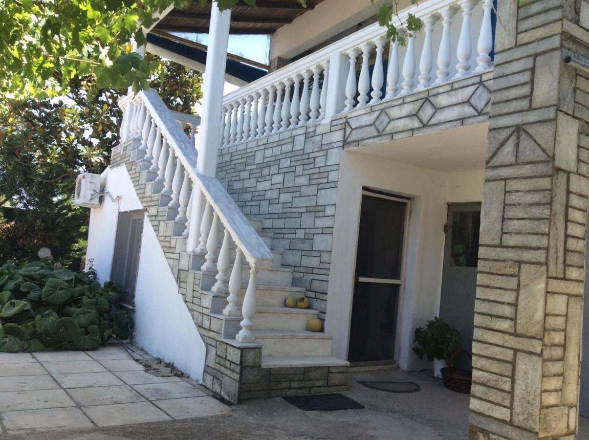 Ikidiki Beach Villa Иериссос Экстерьер фото